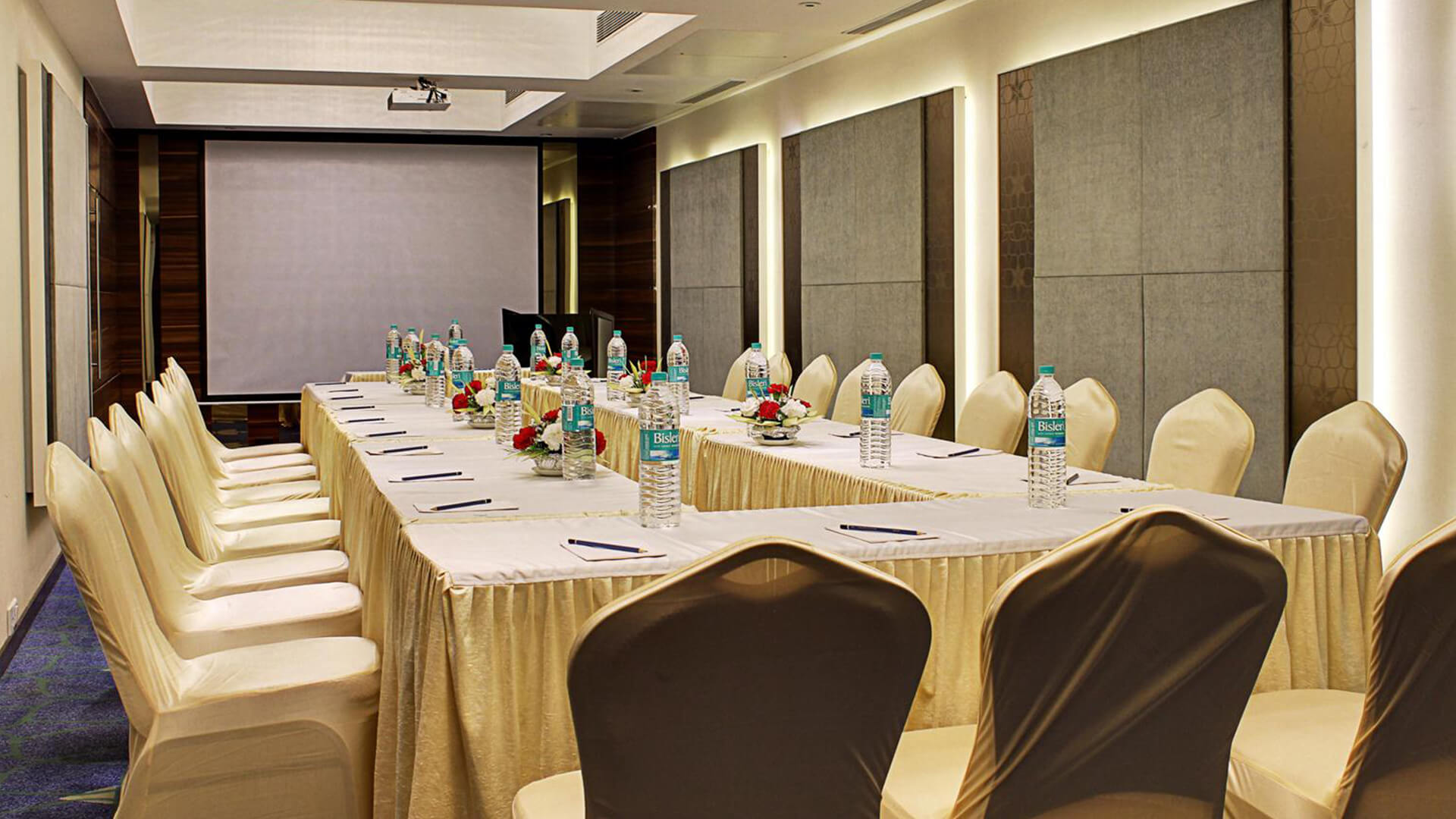 Conference in Mumbai central, Banquets in Mumbai central, Conference rooms in South Mumbai, Banquet halls in Mumbai central, The Sahil Hotel